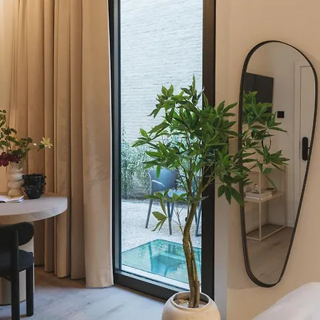 Raibu Hotel